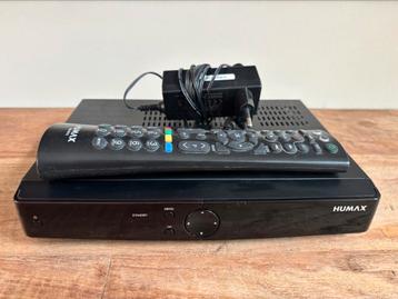 Humax kastje met afstandsbediening beschikbaar voor biedingen