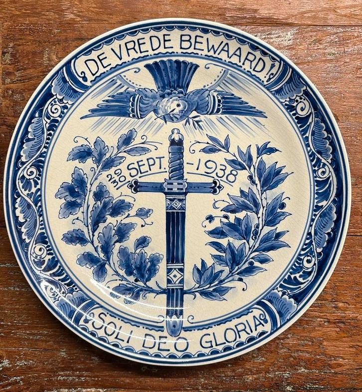 Zeldzaam Delftsblauwe Gedenkbord Vredesconferentie 1938, Verzamelen, Militaria | Tweede Wereldoorlog, Overige soorten, Overige typen