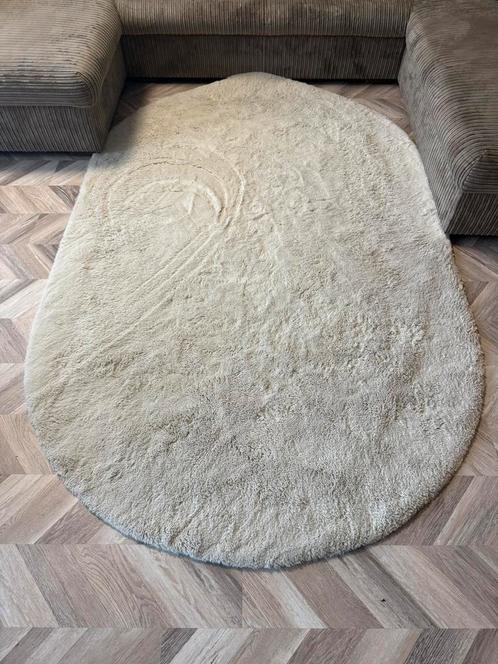 Volero vloerkleed 152*245 cm, Huis en Inrichting, Stoffering | Tapijten en Kleden, Gebruikt, 150 tot 200 cm, 200 cm of meer, Ovaal
