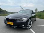BMW 335i 3.0 6 cil 340pk Activehybrid FULL OPTION!, Auto's, Automaat, Achterwielaandrijving, Zwart, USB