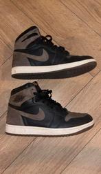 Jordan 1 moca/black, Ophalen of Verzenden, Zo goed als nieuw, Zwart