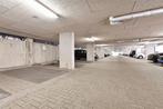 Te huur parkeerplaats Amsterdam West (N.S. Lelylaan)1065 DB, Auto diversen, Autostallingen en Garages