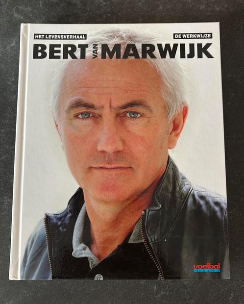 Michel van Egmond - Bert van Marwijk, Boeken, Biografieën, Zo goed als nieuw, Sport, Ophalen