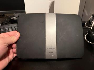 Linksys EA4500 Dual-Band Gigabit WiFi Router beschikbaar voor biedingen