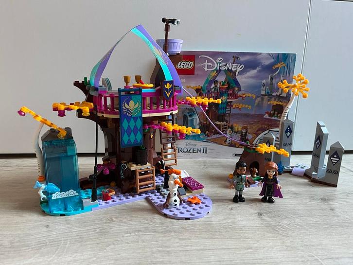 Lego Disney Frozen 41164 Het Betoverde Boomhuis, Kinderen en Baby's, Speelgoed | Duplo en Lego, Zo goed als nieuw, Lego, Complete set