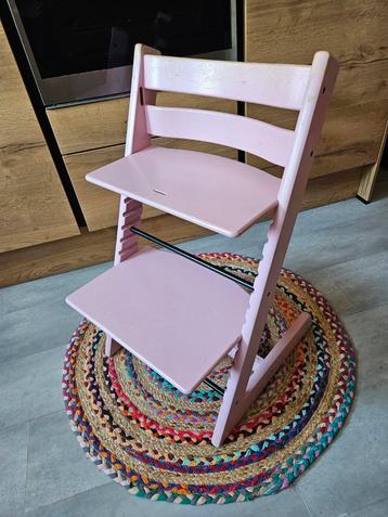 stokke stoel roze beschikbaar voor biedingen