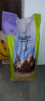 Nog dichte zak Equifyt Esparcette, Dieren en Toebehoren, Ophalen, Vee