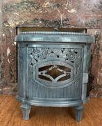 Gietijzeren Franse Kachel le non pareil, Huis en Inrichting, Kachels, Houtkachel, Ophalen of Verzenden, Zo goed als nieuw, Vrijstaand