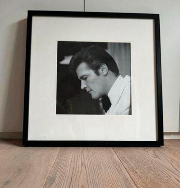 James Bond lijst 52,5 cm/52,5 cm Eric Kuster style beschikbaar voor biedingen