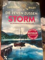 Lucinda Riley - Storm, Lucinda Riley, Ophalen of Verzenden, Zo goed als nieuw, Nederland