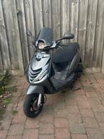 Piaggio zip 50cc 4t, Fietsen en Brommers, Scooters | Piaggio, Ophalen, Maximaal 45 km/u, Zip, Zo goed als nieuw
