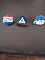 3 pins, 2 heel oud, zie foto's, Verzamelen, Speldjes, Pins en Buttons, Ophalen, Gebruikt