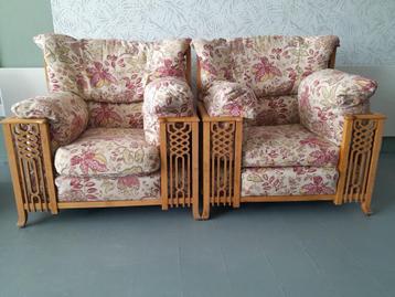 Giorgetti Beukenhout Whalhalla Fauteuils om in weg te dromen beschikbaar voor biedingen