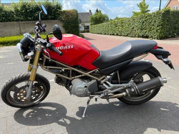 Ducati Monster 600 beschikbaar voor biedingen