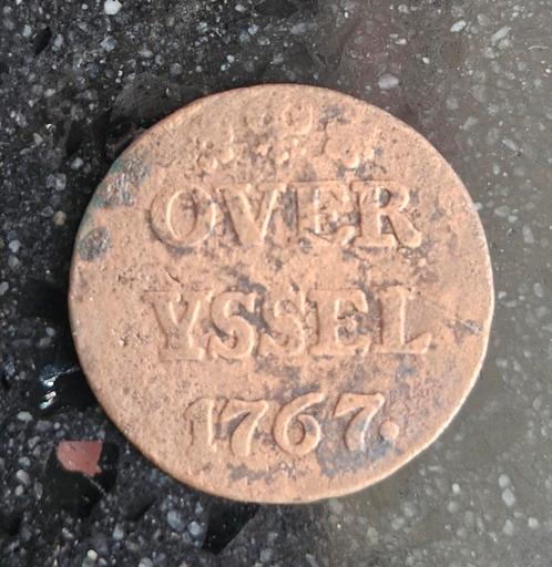 2 oude koperen munten Overijssel 1767 & 1768, Postzegels en Munten, Munten | Nederland, Overige waardes, Vóór koninkrijk, Ophalen of Verzenden