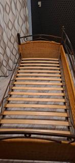 1 persoons bed met rotan, Ophalen, Gebruikt, 90 cm, Eenpersoons