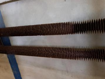 Verwarmingsbuizen, verwarming 175 meter beschikbaar voor biedingen