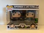 NEW Superman en Lois flying 2 pack | Funko Pop, Verzamelen, Nieuw, Ophalen of Verzenden