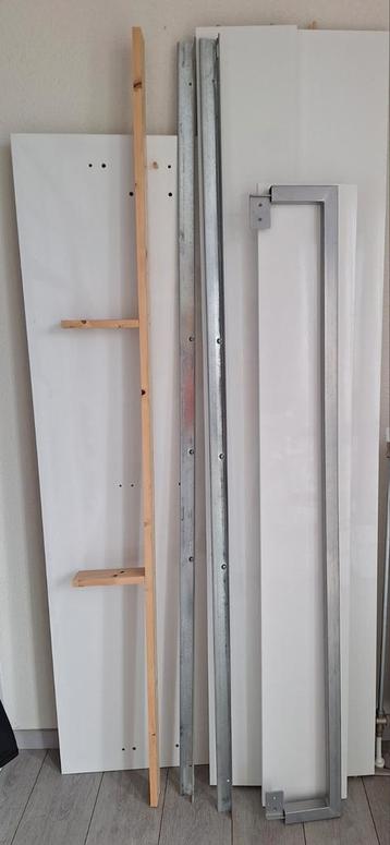 Diverse houten en metalen onderdelen, gratis ophalen! 