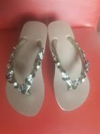 Mooie uzurii slippers maat 35-36, nieuw!, Slippers, Bruin, Uzurii, Nieuw