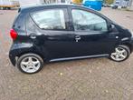 Toyota Aygo 1.0 12V Vvt-i 5DRS 2007 Zwart, Auto's, Toyota, Voorwielaandrijving, 4 stoelen, Handgeschakeld, Particulier