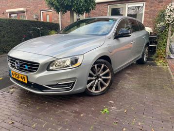 Volvo V60 D6 305 PK SUMMUM  Plug-in Hybrid 2014 Grijs beschikbaar voor biedingen