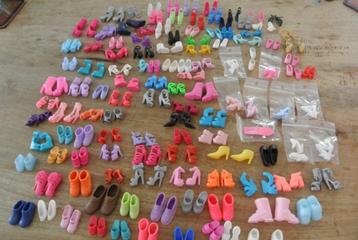 Barbie schoentjes 119 paar /nr 45 beschikbaar voor biedingen
