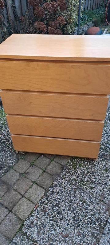 Ladekast Malm met 4 lades.