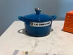 Le Creuset gietijzeren mini pannetje 10 cm Azure, Huis en Inrichting, Keuken | Potten en Pannen, Gietijzer, Ophalen of Verzenden