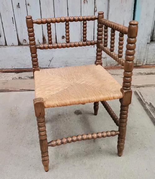 Antiek Breistoeltje, hoekstoeltje, halstoeltje, Antiek en Kunst, Antiek | Meubels | Stoelen en Banken, Ophalen of Verzenden