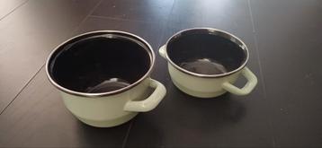 mosselpannensets, wit of antiek-groen, nieuw, 8 sets beschikbaar voor biedingen