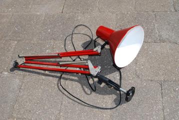 Architectenlamp  bureaulamp rood beschikbaar voor biedingen