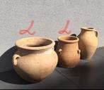 Oude terracotta vazen kruiken uniek antiek handwerk eeuw, Tuin en Terras, Bloempotten, Gebruikt, Rond, Terracotta, Tuin