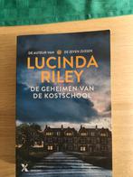 Lucinda Riley - De geheimen van de kostschool, Ophalen of Verzenden, Zo goed als nieuw, Lucinda Riley