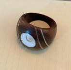 Vintage houten retro ingelegd zilverkleur ring boho chique, Sieraden, Tassen en Uiterlijk, Ringen, Overige materialen, Bruin, 19 tot 20