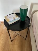 Nachtkastje, Ophalen, Metaal of Aluminium, 55 tot 70 cm, Zo goed als nieuw