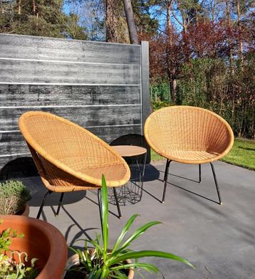 Wicker chairs beschikbaar voor biedingen