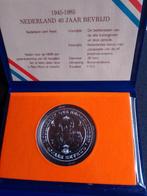 Mooie penning 40 jaar bevrijd Nederland, Ophalen of Verzenden, Overige materialen, Nederland