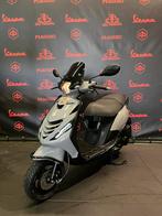 Piaggio Zip 2020 Brom! SP NARDO GREY ALPHA LED FULL GARANTIE, Fietsen en Brommers, Scooters | Piaggio, Ophalen of Verzenden