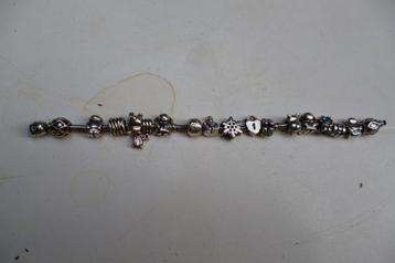 Pandora zilveren armband 20 cm + 16 bedels