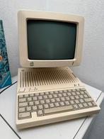 Vintage apple Mac LLC monitor met keyboard origineel, Computers en Software, Vintage Computers, Ophalen of Verzenden