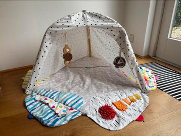 Speelkleed / speeltent / playgym baby beschikbaar voor biedingen