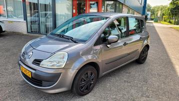 Renault Grand Modus 1.2 TCE 2008 Grijs met 1 jaar apk  beschikbaar voor biedingen