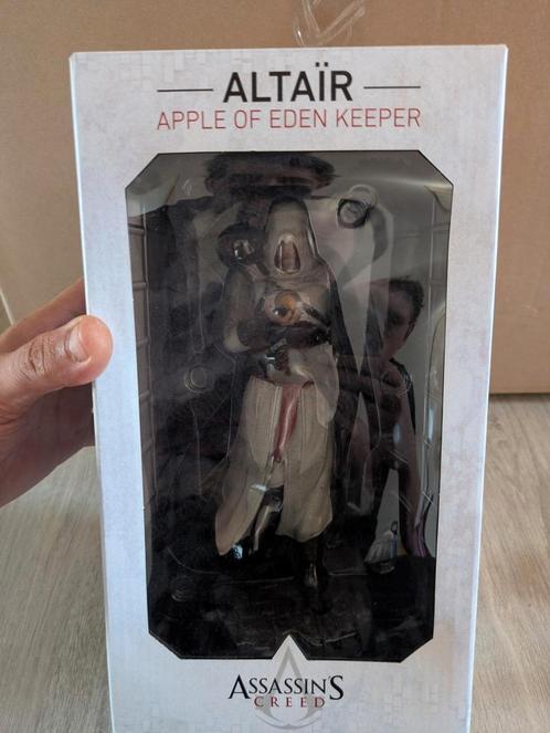 Assassin's Creed Altair Apple of Eden Keeper Statue Beeldje, Verzamelen, Beelden en Beeldjes, Zo goed als nieuw, Ophalen of Verzenden