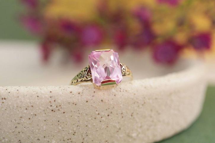 14 Karaat Vintage Gouden Ring Met Roze Toermalijn Edelsteen, Sieraden, Tassen en Uiterlijk, Ringen, Zo goed als nieuw, Dame, 17 tot 18