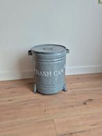 Grijze ton (ijzeren 'trash can') - Woonaccessoire, Huis en Inrichting, Ophalen, Zo goed als nieuw
