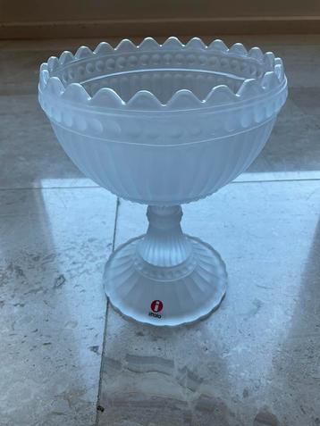 Iittala Marimekko kom Frosted Bowl beschikbaar voor biedingen