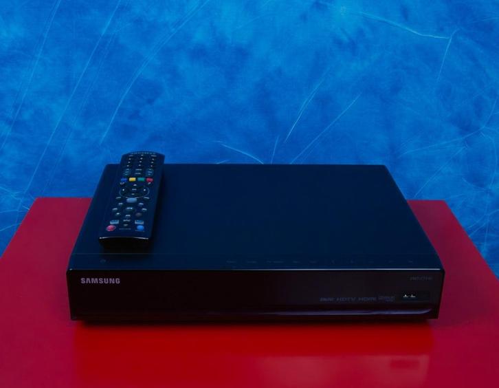 Samsung SMT-C7140 met 500GB vaste schijf, Audio, Tv en Foto, Decoders en Harddiskrecorders, Gebruikt, Ophalen