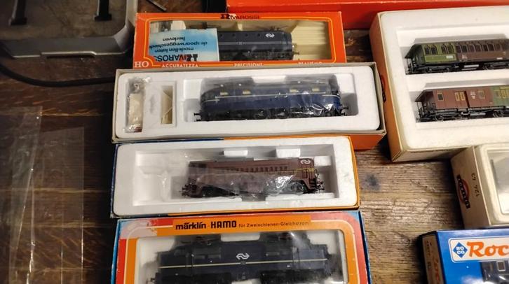 HO/N - Gezocht:/ verzamelingen spoor treinen/ roco fleischma, Hobby en Vrije tijd, Modeltreinen | H0, Zo goed als nieuw, Locomotief