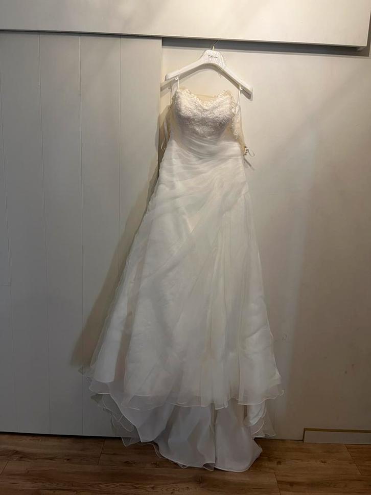 Ongedragen bruidsjurk - ladybird, Kleding | Dames, Trouwkleding en Trouwaccessoires, Nieuw, Trouwjurk, Wit, Ophalen